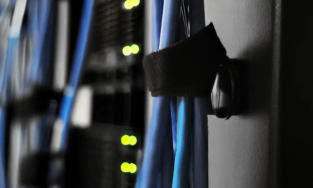 magnetic cable management